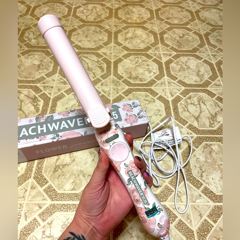 Floral Beachwaver S1.25